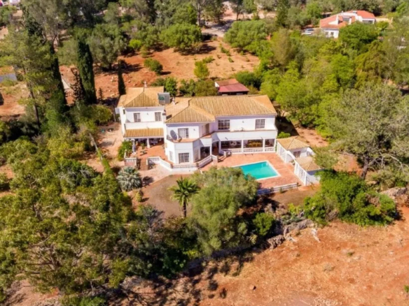 Luxury 5 Bed Country Estate & Annexe For Sale In Algoz Algarve Portugal