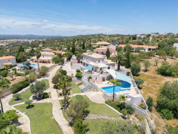 Luxury 7 Bed Estate For Sale in Tunes Silves Portugal